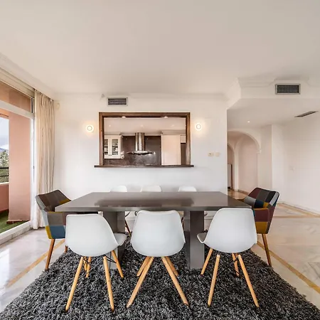 Magna Puerto Banus Family Only Apartment Marbella